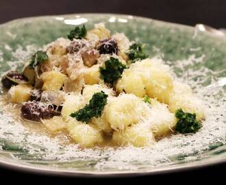 Citron- och olivkyckling med gremolata och gnocchi