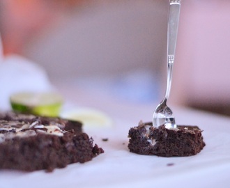 Brownie med limetopping