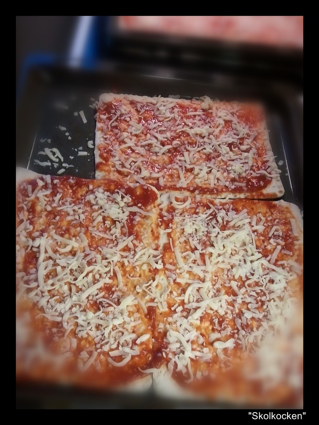 Flatbread pizza
