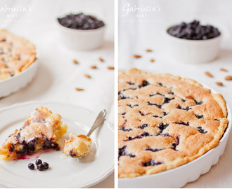 Mazarinkaka med Blåbär – Almond Cake with Blueberries