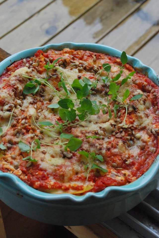 Vegetarisk lasagne med keso och grillad paprika