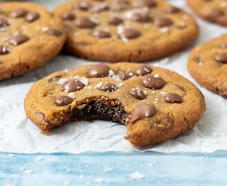 Chocolate chip cookies med inbakad kladdkaka