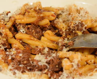 Högrevsragu med pasta - Mitt kök
