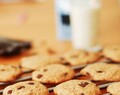 Glassandwich med Soft Chocolate Chip Cookies (naturligt glutenfria)