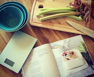 Rhubarb & Custard Ice Cream