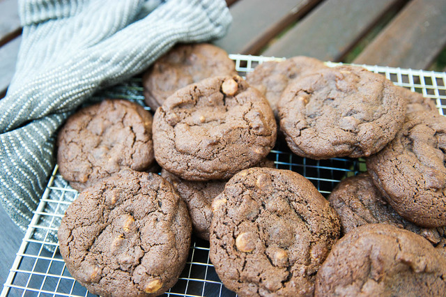 Stora choklad cookies, som på bageri!