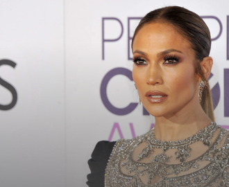 JLo’s 10-Day No Sugar, No Carb Challenge: All You Need to Know to Be in It to Win It