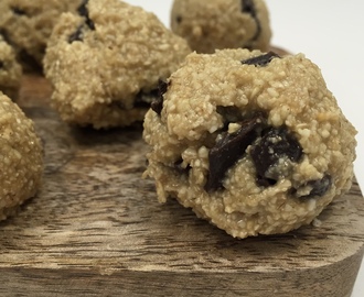 Snack Hacks: Most Amazing Vegan Cookie Dough Truffles