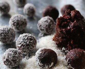Chokladbollar med mandel och dadlar | Recept | WW Sverige