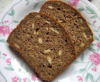 Dundernyttigt, glutenfritt surdegsformbröd med massor av finfina fettsyror