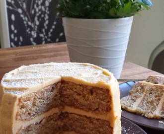 Jordnötssmörtårta/Peanut Butter Cake