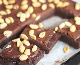 Peanut fudge brownie