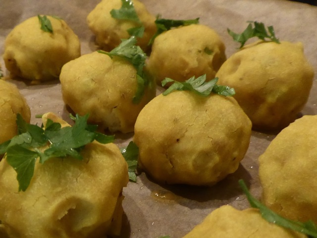 Bonda - indiska potatisbollar
