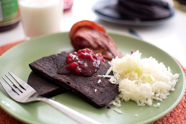 Att lära sig äta blodpudding