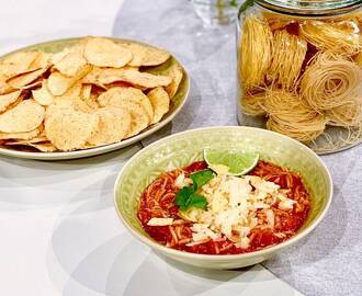 Mexikansk tomatsoppa (Sopa de fideos)