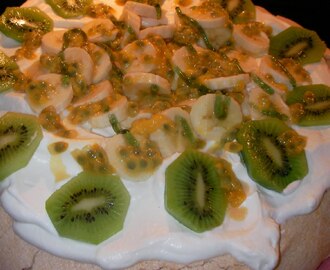 Pavlova - Världens godaste marängtårta