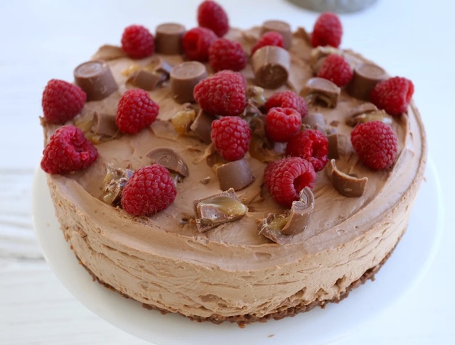 Jennys Matblogg  Moussecheesecake med mjölkchoklad & center