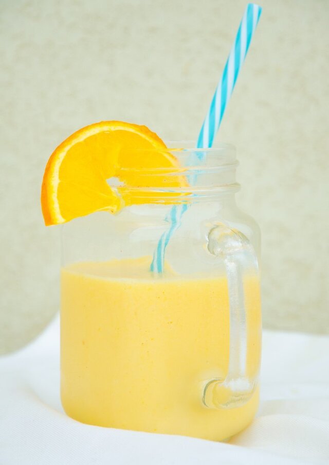 Apelsinsmoothie med mango