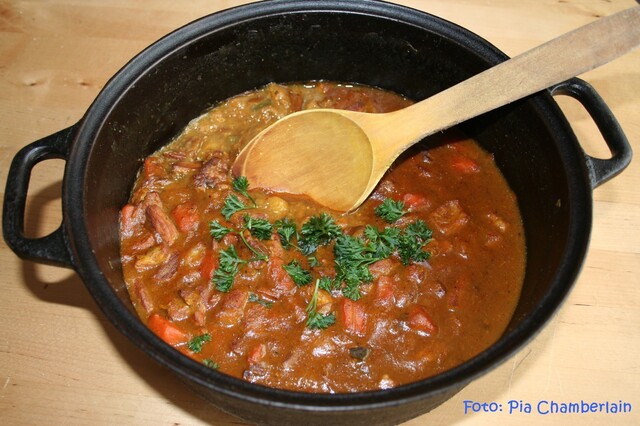 Currygryta med fläskkött och grönsaker