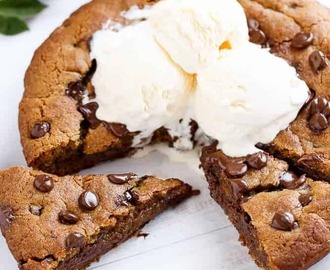 Nutella Stuffed Deep Dish Gingerbread Cookie