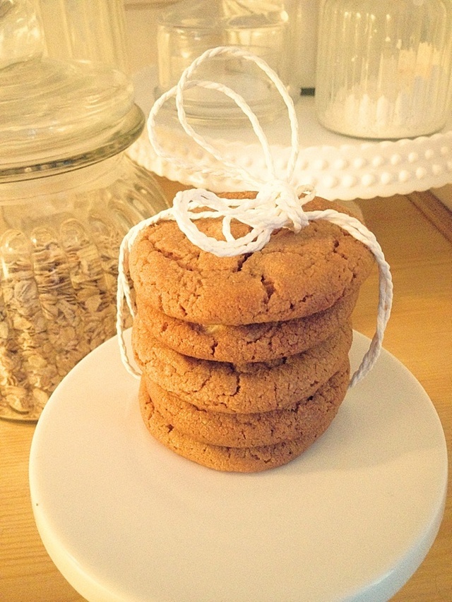 Peanutbutter cookies.