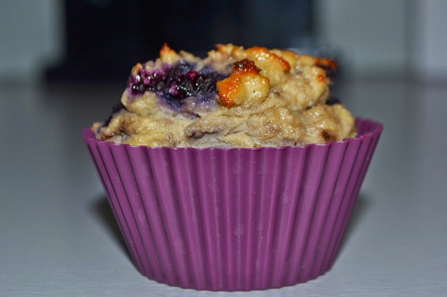 Goda muffins sötade med enbart banan och blåbär :)