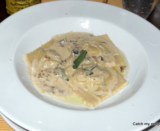 Svampfylld ravioli