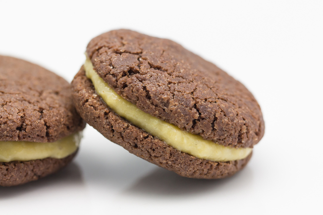 Chocolate Biscuit with Banana Curd
