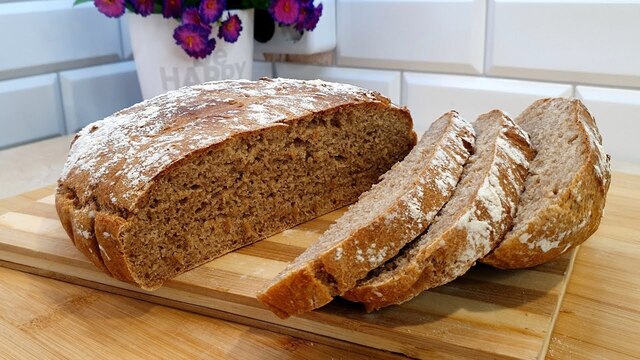 Nach diesem Rezept kaufen Sie kein Brot mehr, sondern machen Brot mit Ihren eigenen. Brot backen.