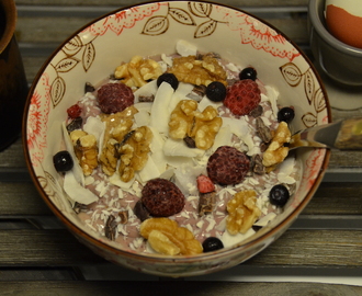 Recept: Kokosyoghurt med bär (Paleo och LCHF)