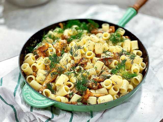 Kantarellpasta med dill