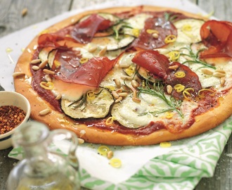 Pizza med bresaola och aubergine