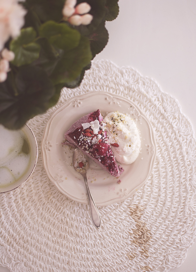 Vegan frozen strawberry lemon cheesecake