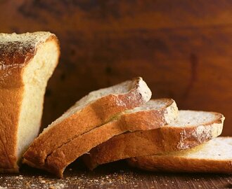 Old-Fashioned Sandwich Loaf