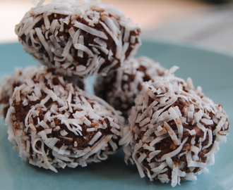 Kokosbollar / Coconut balls