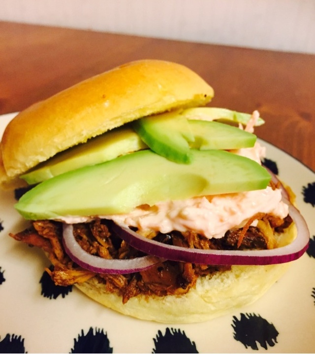 Teriyaki chicken burgers - slowcooker