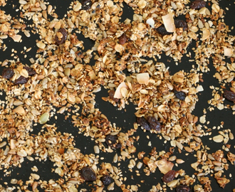 Hemmagjord och billig granola