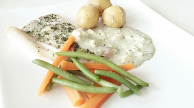 RECEPT: torsk med potatis, kokta grönsaker och äggsås (svensk husman)