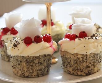 Lemon poppy seed cupcakes ♥