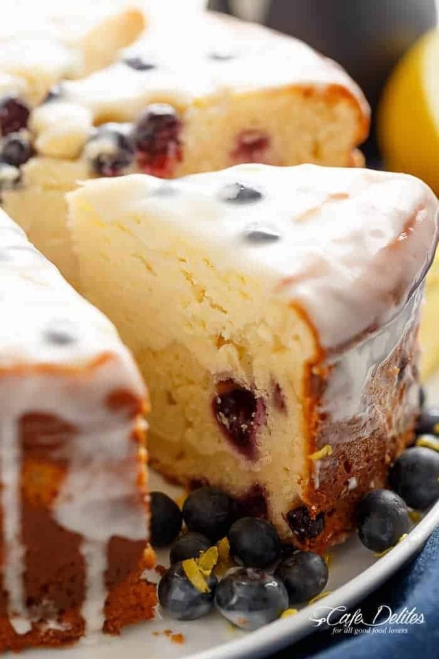 Blueberry Lemon Cheesecake Cake