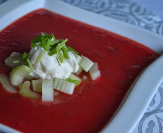 Veckans vegetariska: Rotfruktssoppa med apelsin och gräslök