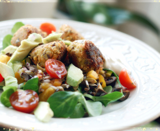 Veggibullar, vegetariska kikärtsbullar med bl.a vitlök och morot