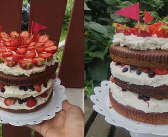 Naked cake med mascarponegrädde & sommarbär