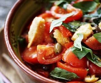 Panzanella – Italiensk brödsallad