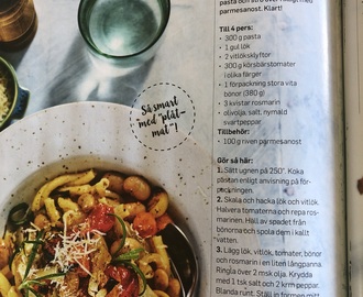 Pasta med bakade tomater och bönor