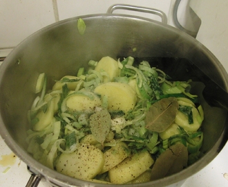 En enkel favorit, Potatis och Purjolöksoppa med lite extra!