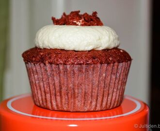 Red Velvet Cupcakes