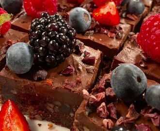 Raw-brownie med frosting