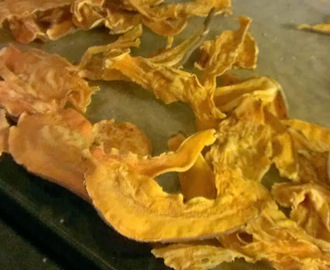 Egna chips av sötpotatis