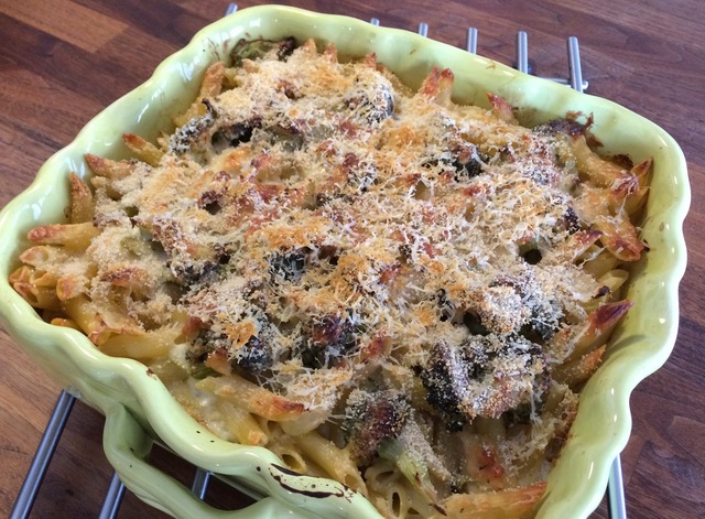 Pasta al forno med broccoli